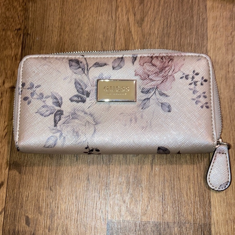 GUESS Floral Beige Wallet
